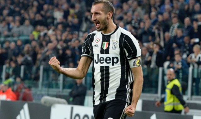  公牛扎克拉文左膝韧带撕裂将休战半年  