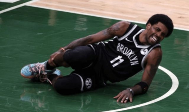  三球脚踝扭伤，黄蜂不敌篮网  