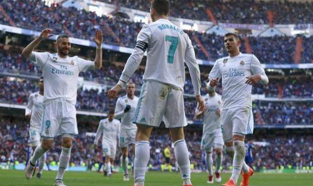  法甲金靴争夺激烈，三人同入二十球大关  